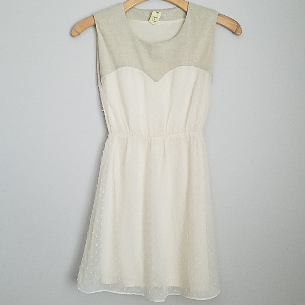 {Francesca's} Off-White Dress